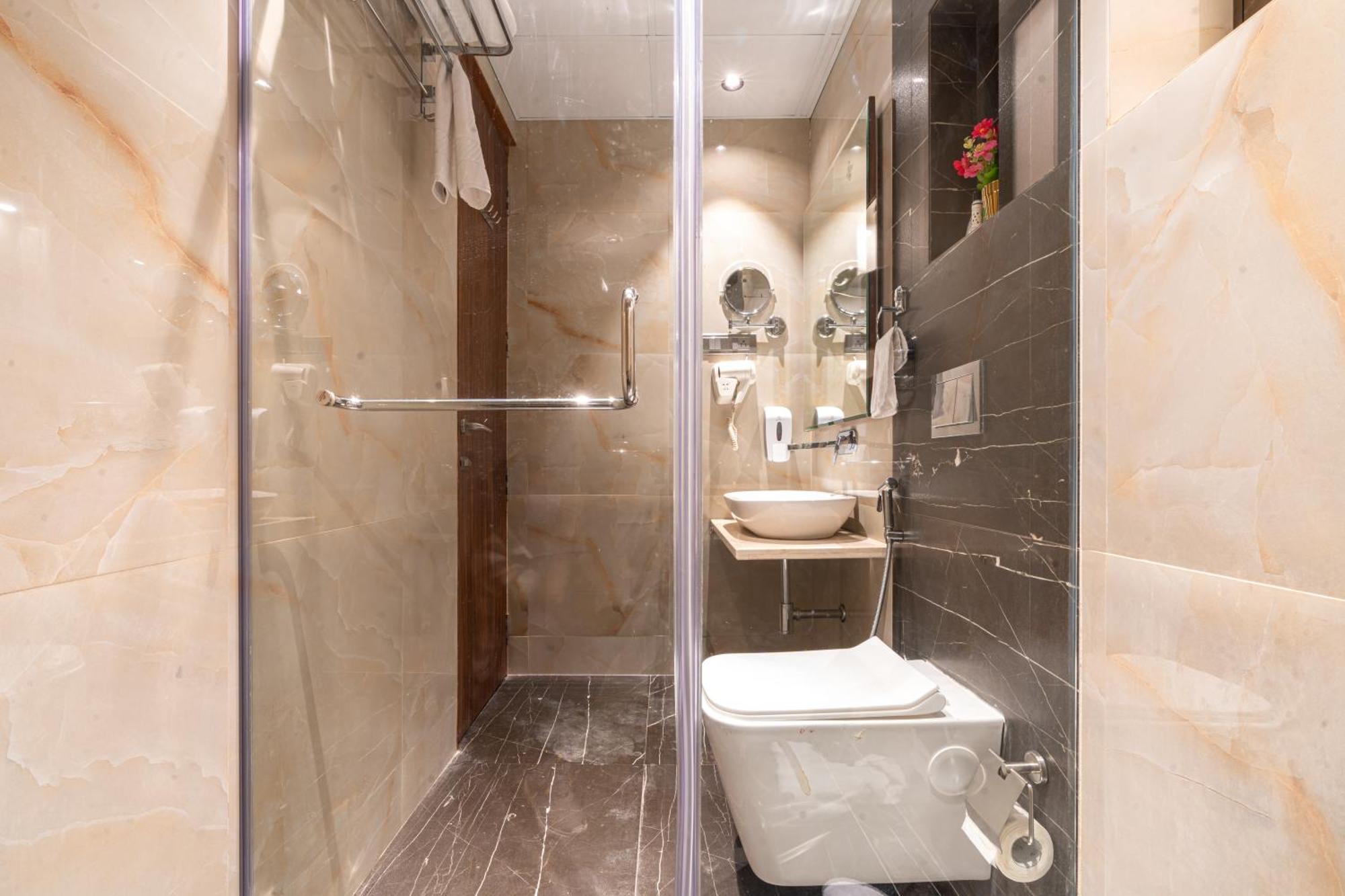 Treebo Premium Heritage Grand -Majiwada Тхане Экстерьер фото