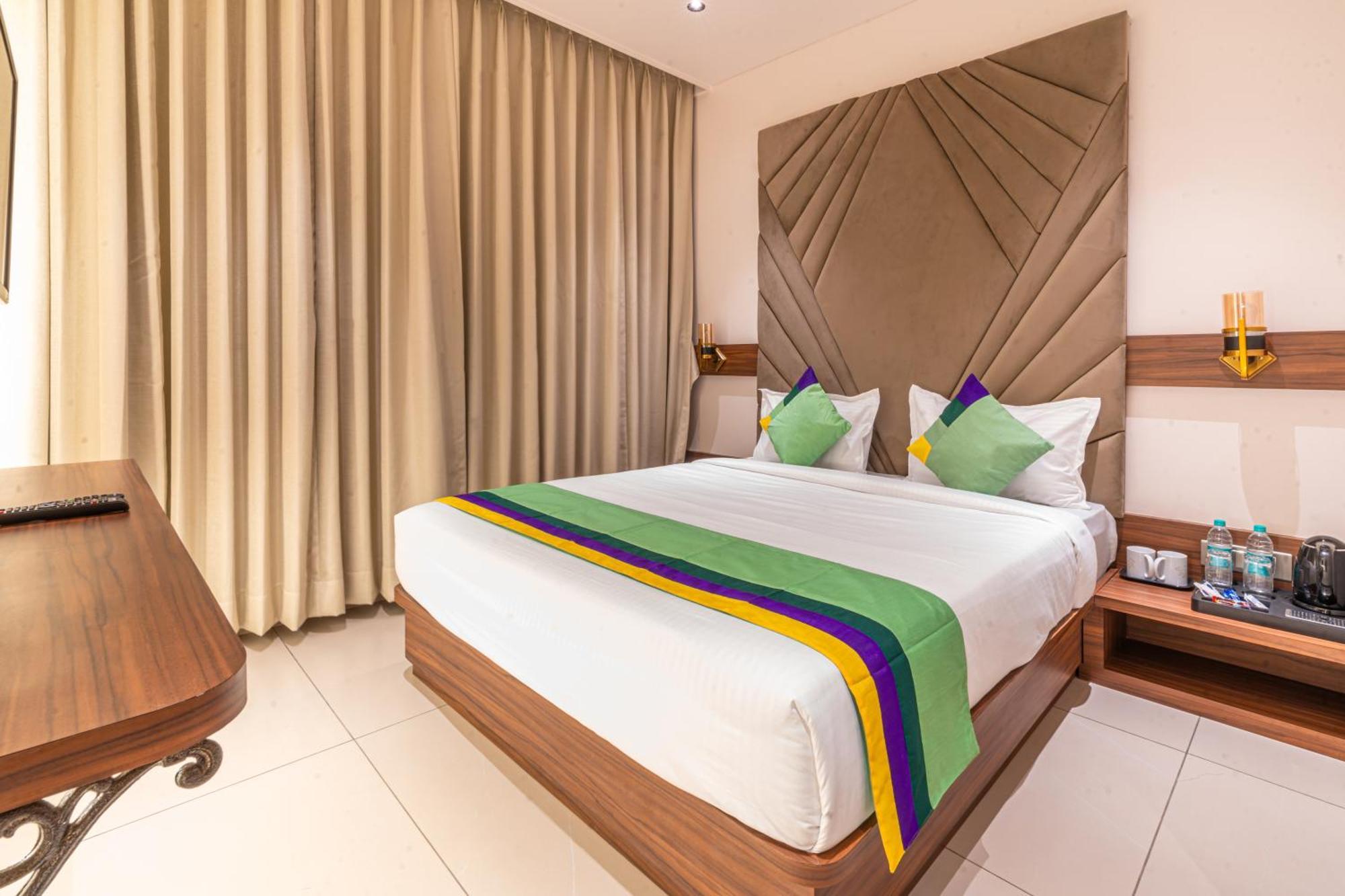 Treebo Premium Heritage Grand -Majiwada Тхане Экстерьер фото