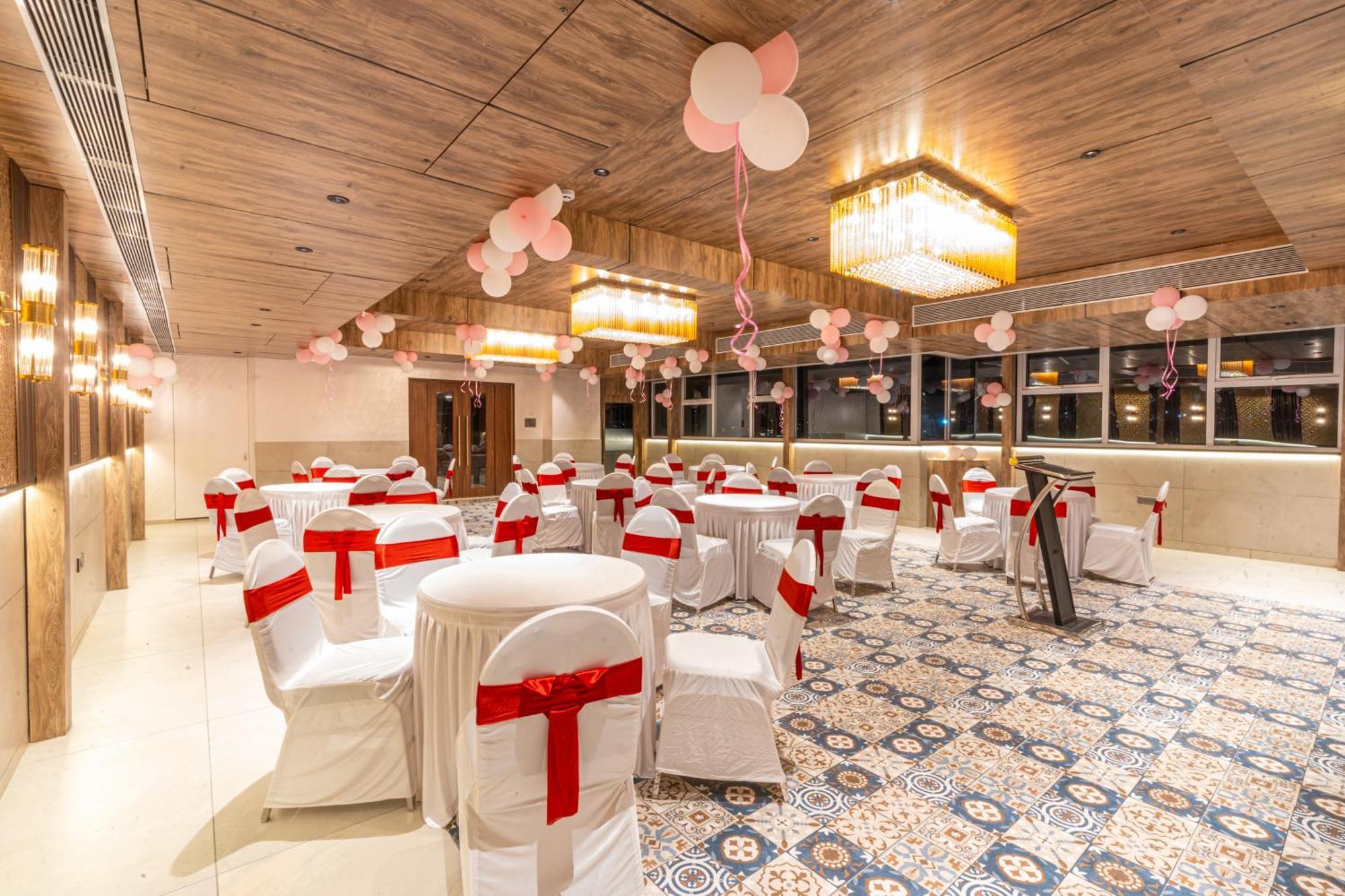 Treebo Premium Heritage Grand -Majiwada Тхане Экстерьер фото